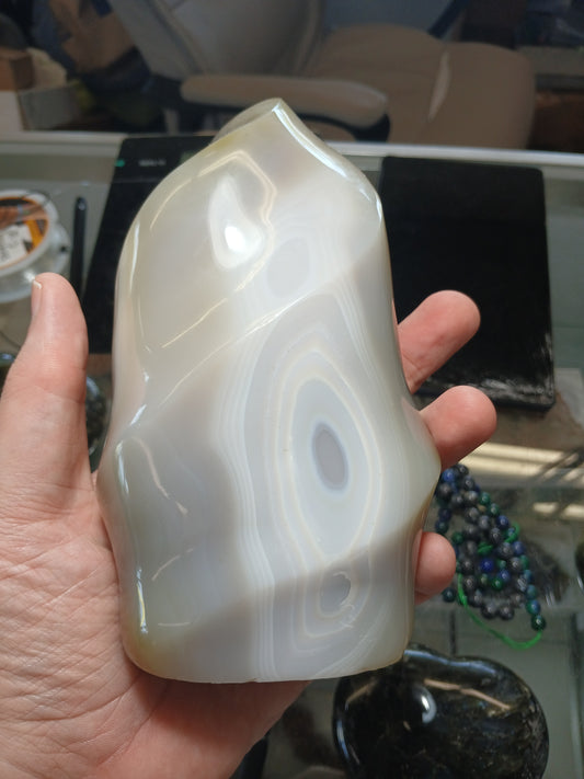 2.5 LB Agate Flame Carving