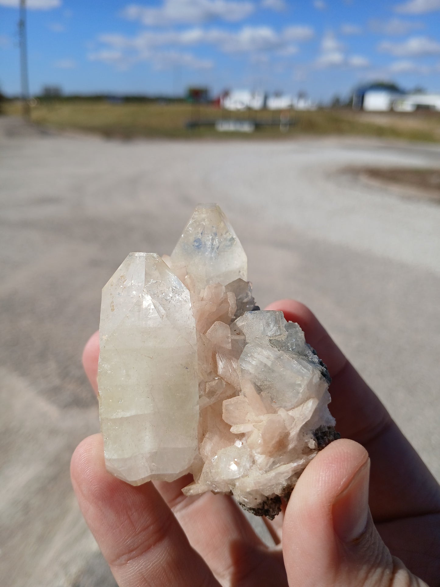 Fluorapophyllite-(K) and Stilbite-CA