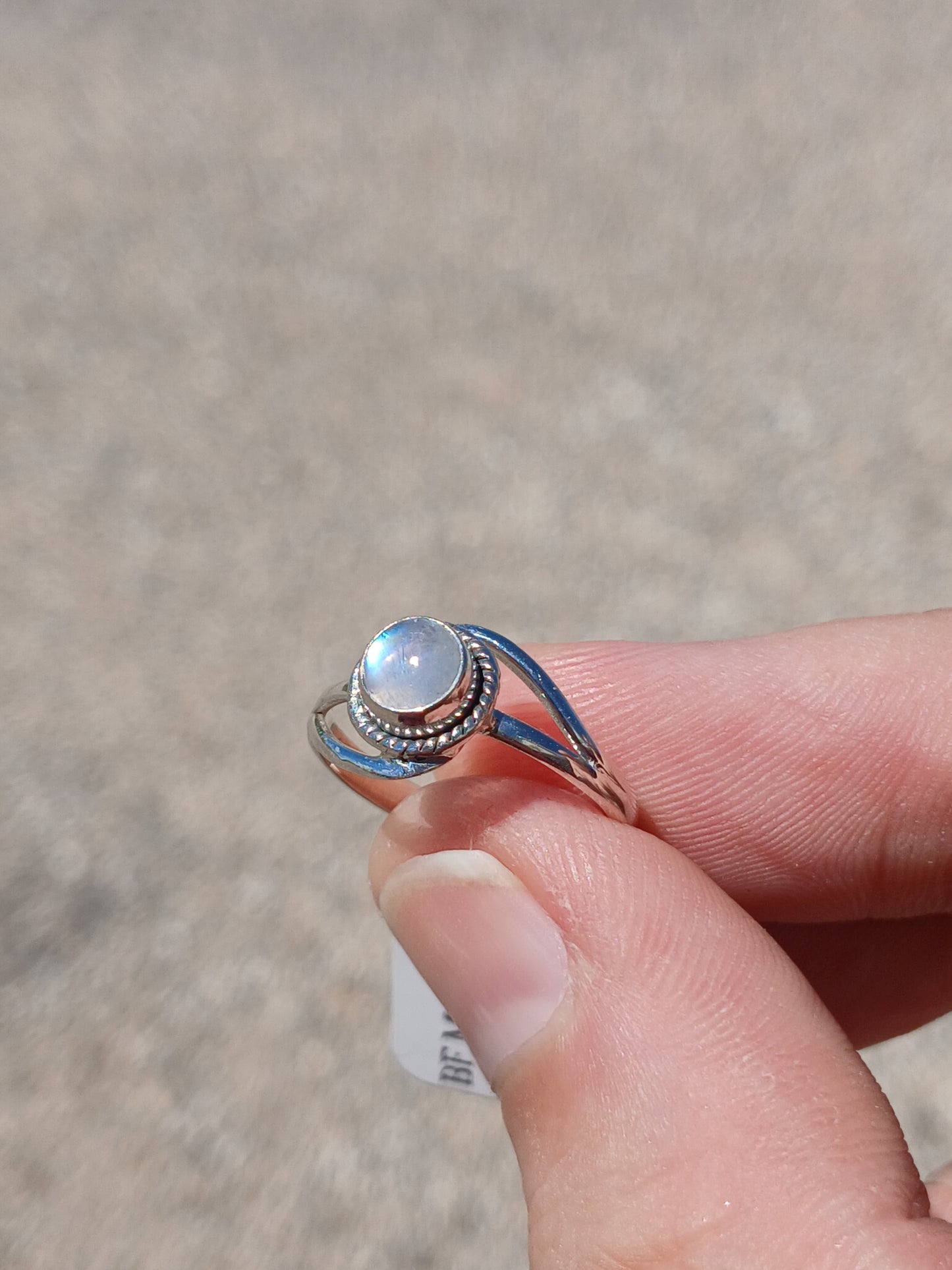 .925 Sterling Silver "Rainbow Moonstone" Ring - Silver Flash-