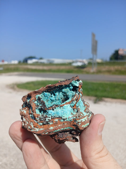 Aurichalcite on Limonite